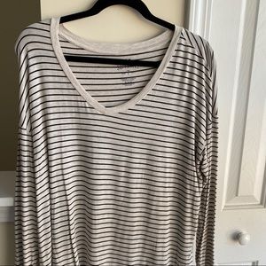 American Eagle Soft and Sexy Long Sleeve